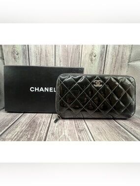 CHANEL Quilted Patent Leather Black Zippy Wallet w/ Box